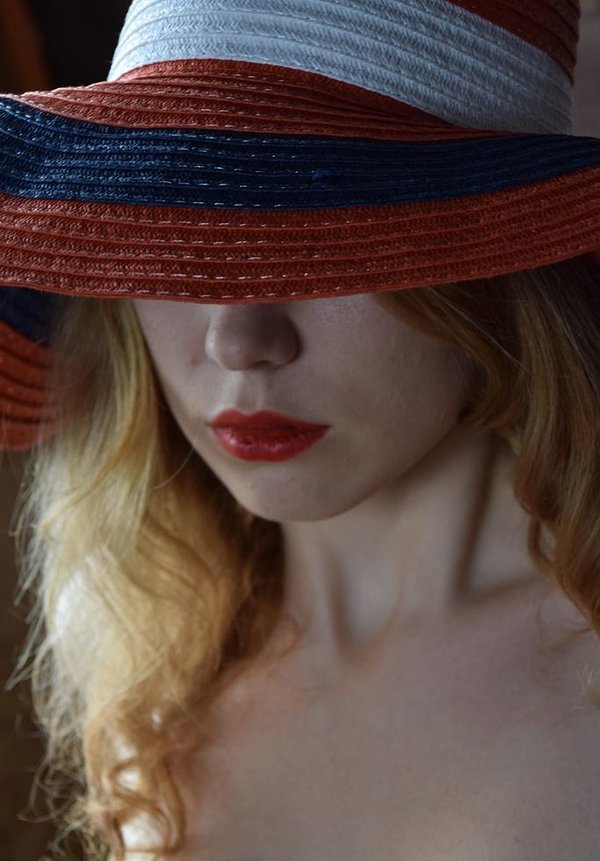 Лариса, 22 года, 4 размер груди